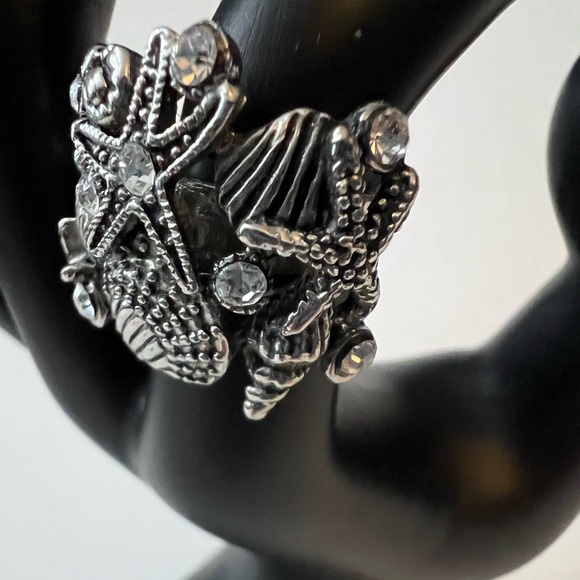 Seashell Beach Motif Silver Tone with rhinestones Ring sz 7 - Picture 10 of 12